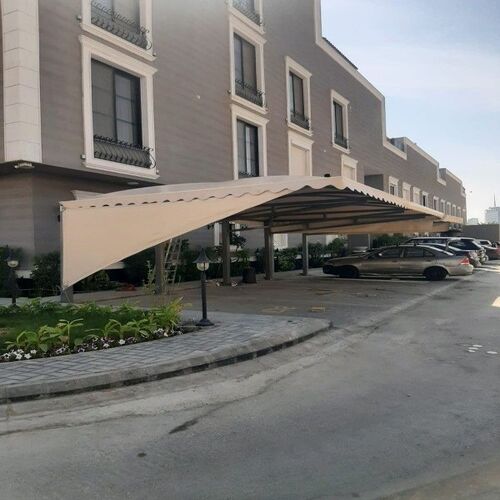 مظلات السيارات